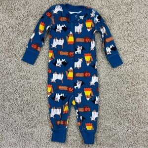 Hannah Andersson Halloween dog zipper pajamas sz 6-12 months